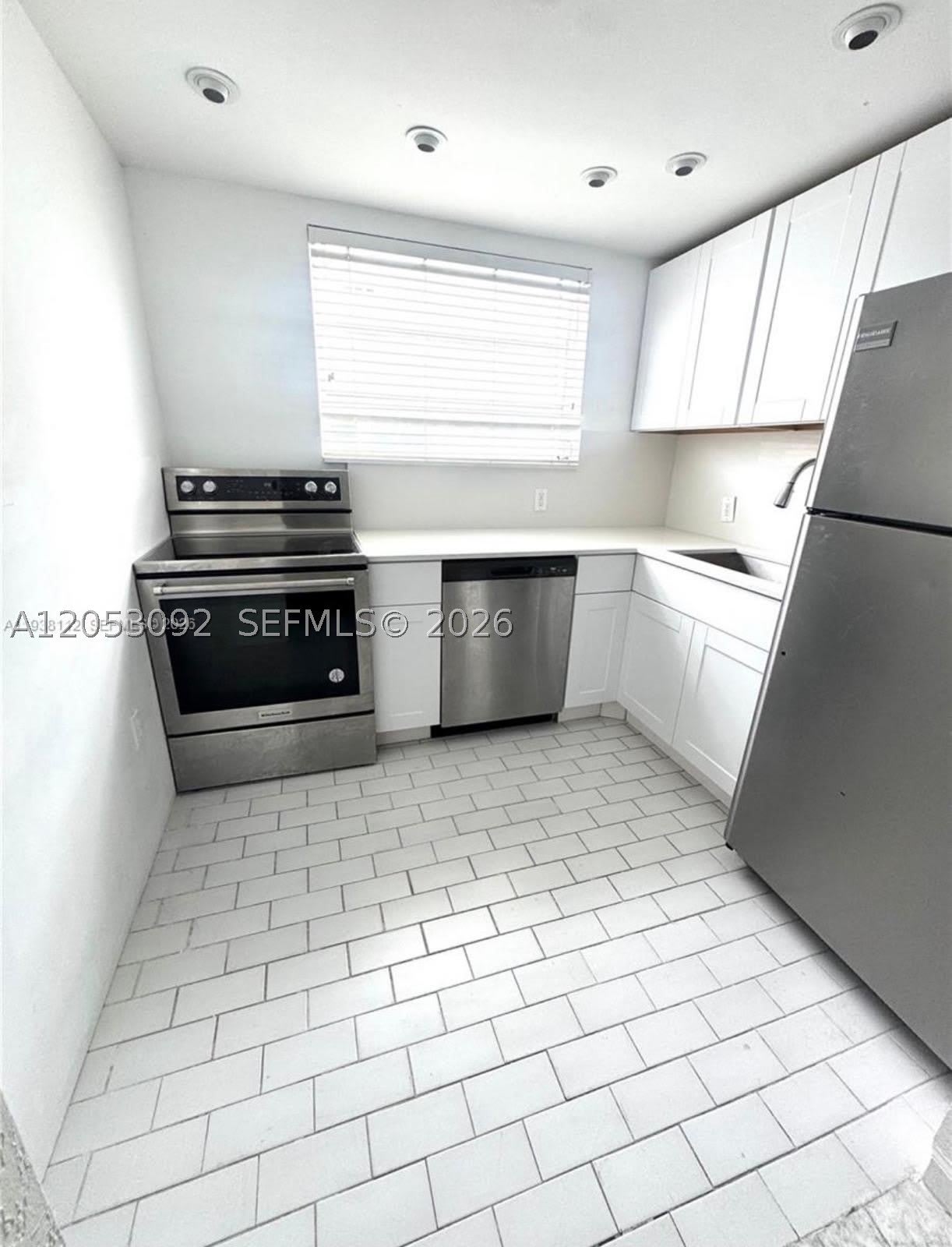 1211 Pennsylvania Ave – photo 2