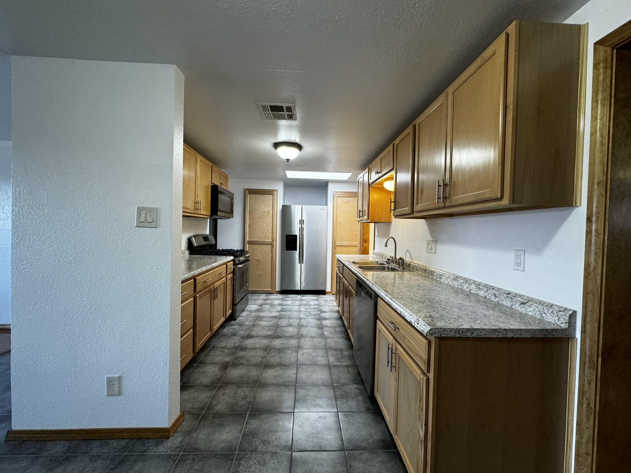 908 Faye Place Northeast – photo 5