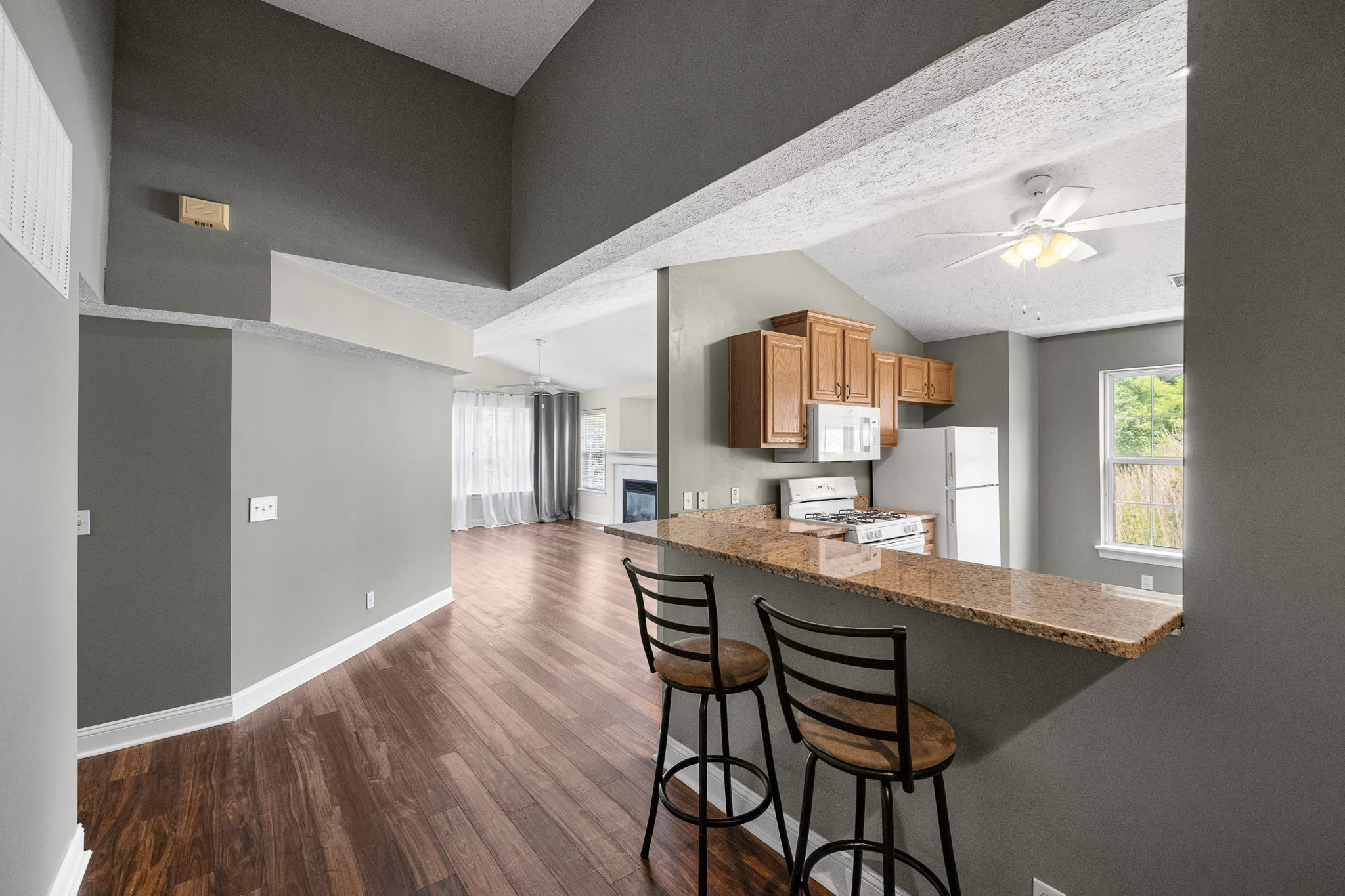 5080 Whispering Oaks Blvd Apt D2 – photo 5