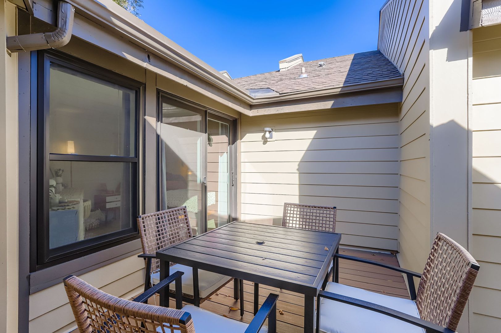 Idyllic West Boulder 2BDR Furnished Home – photo 4