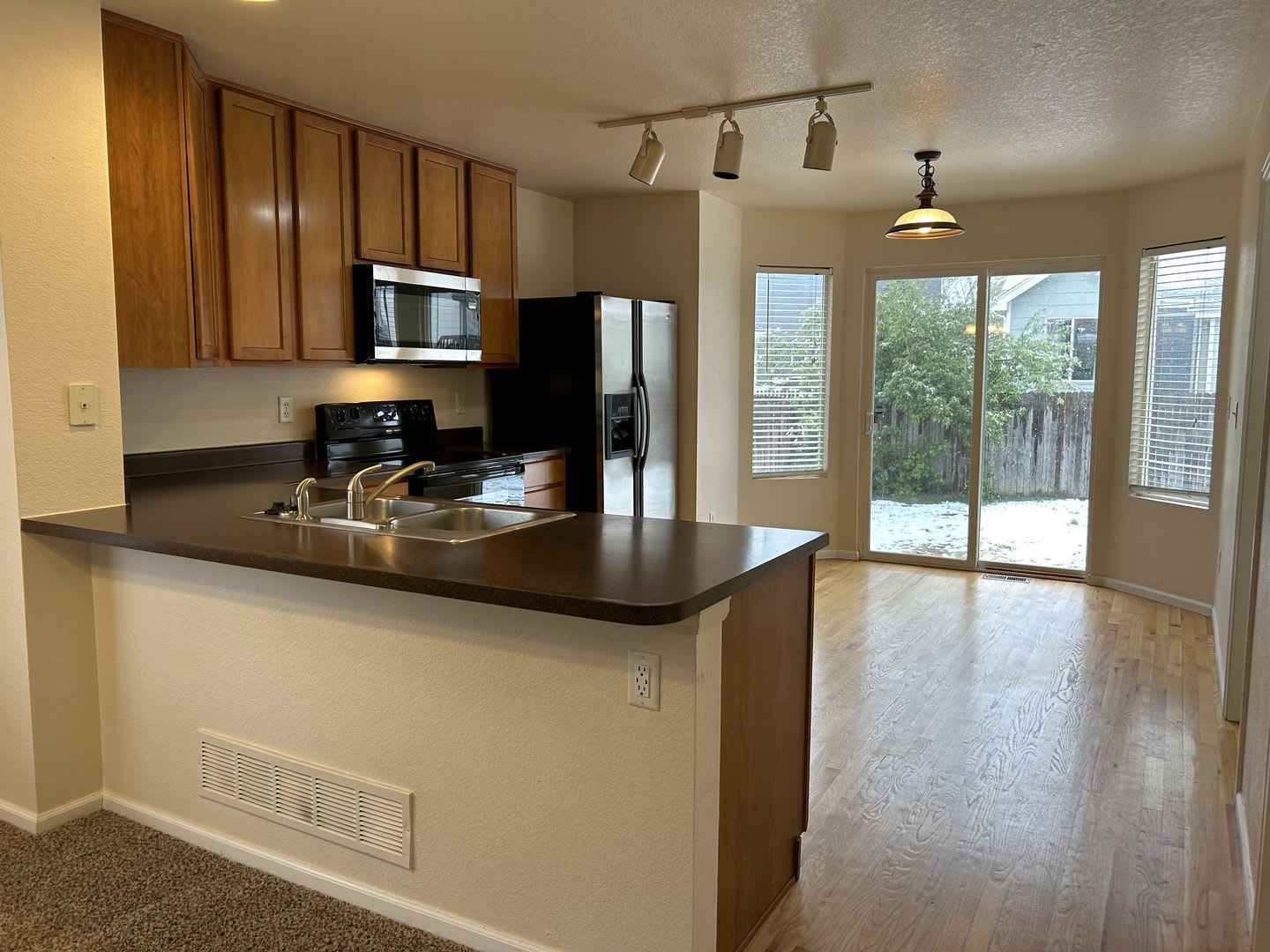 200 Off First Month Spacious 3 Bedroom Home With Fenced Yard Available Now – photo 4