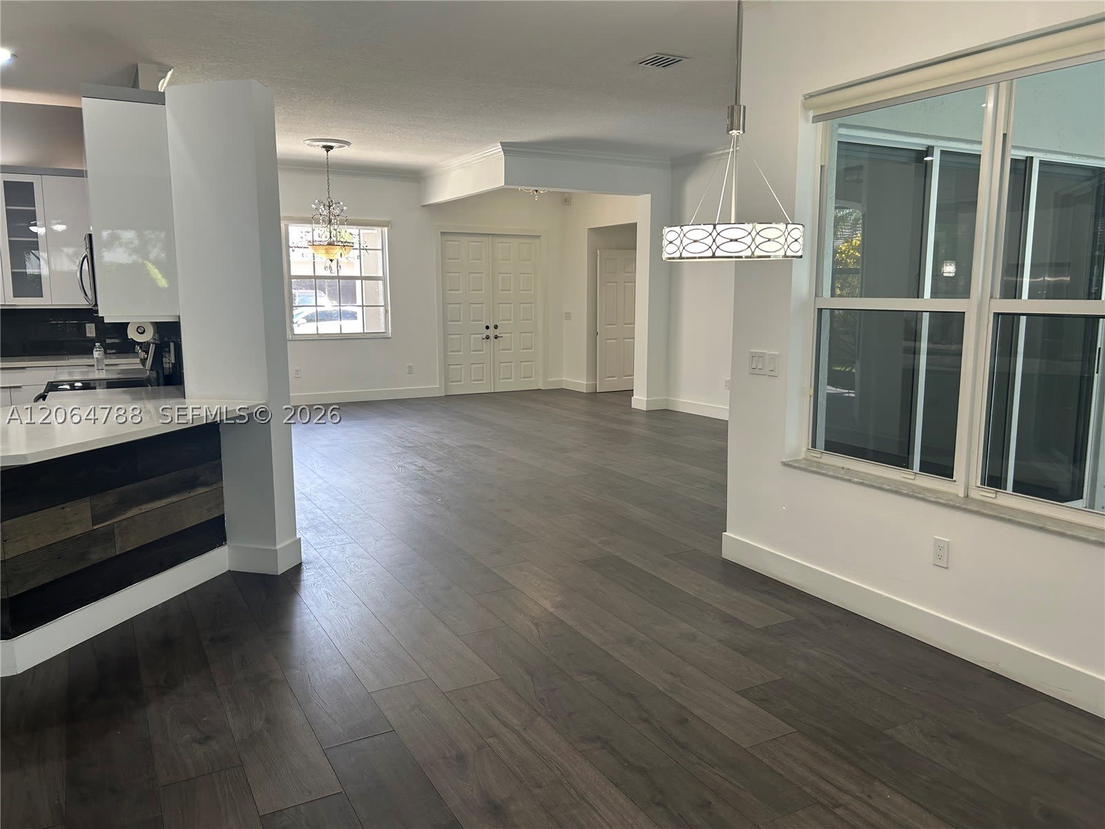 1046 SW 159th Way – photo 5