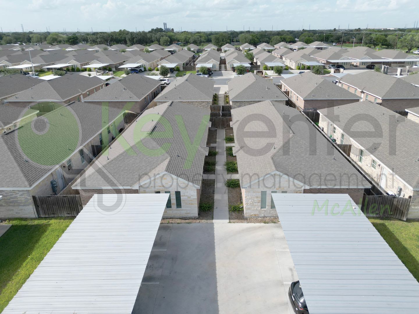 3B/2B Gated Community, UNBEATABLE PRICE – photo 2