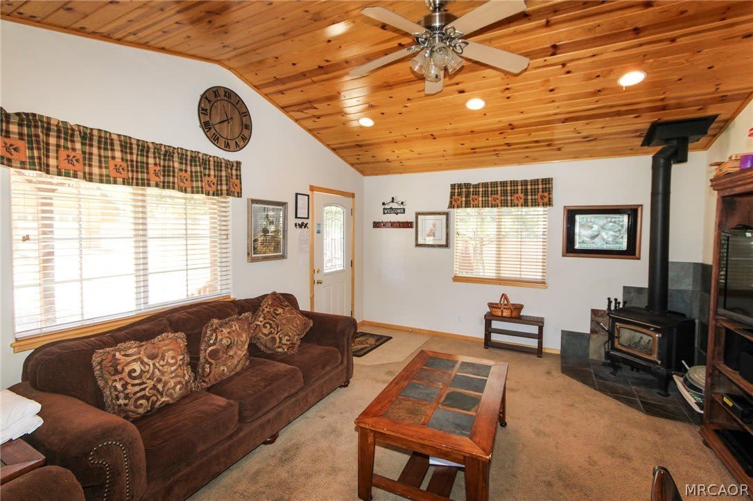 2107 2nd Lane – photo 4