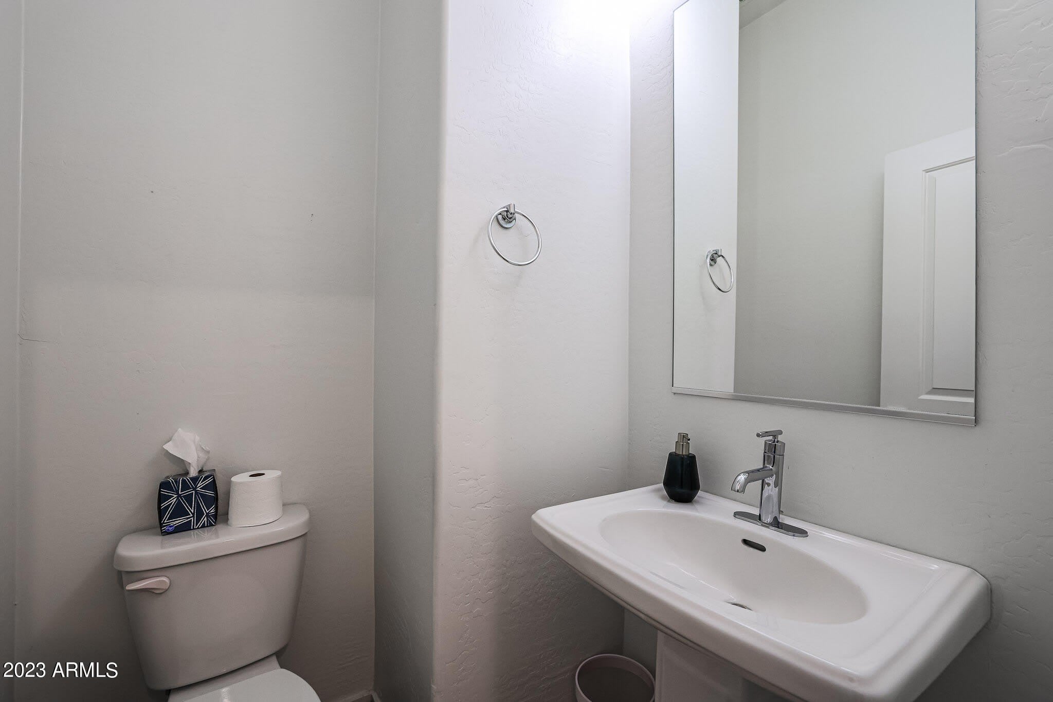 2344 E Huntington Drive – photo 5