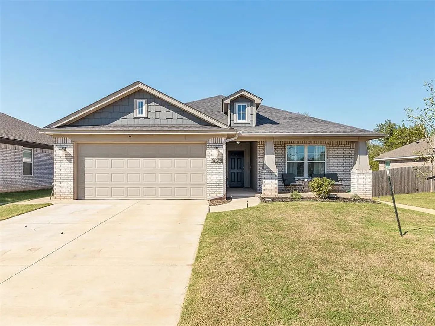 Stunning 3-Bedroom Home with Climate-Controlled Sunroom in Desirable Piedmont Community – photo 4