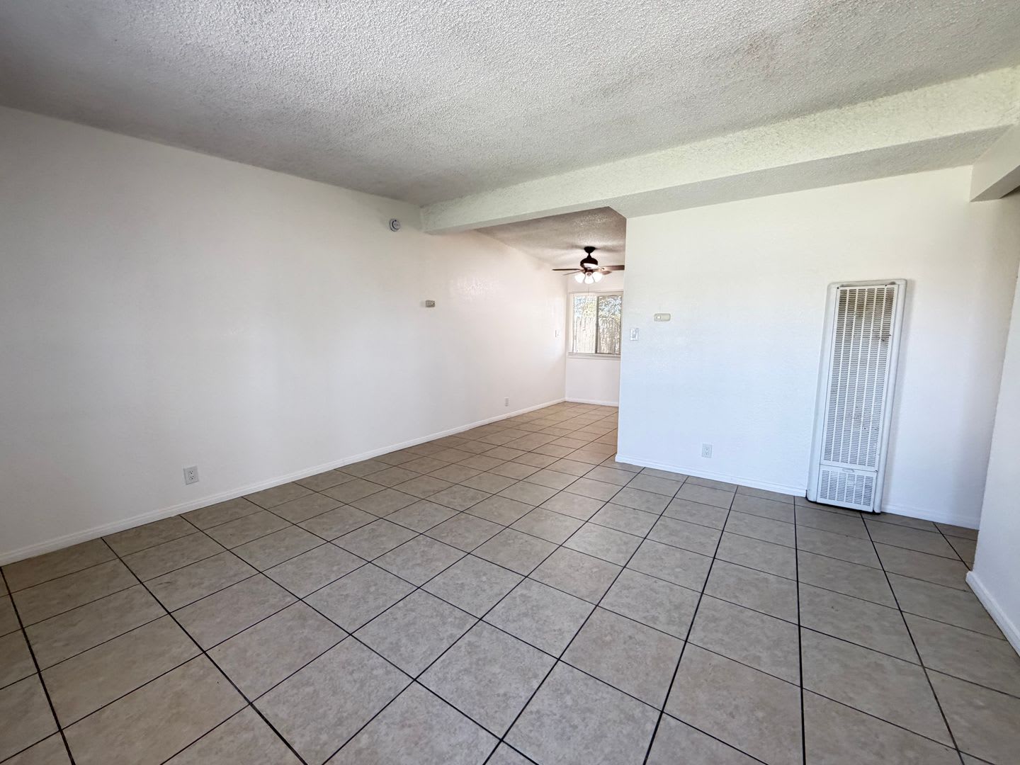2 bedroom – photo 2