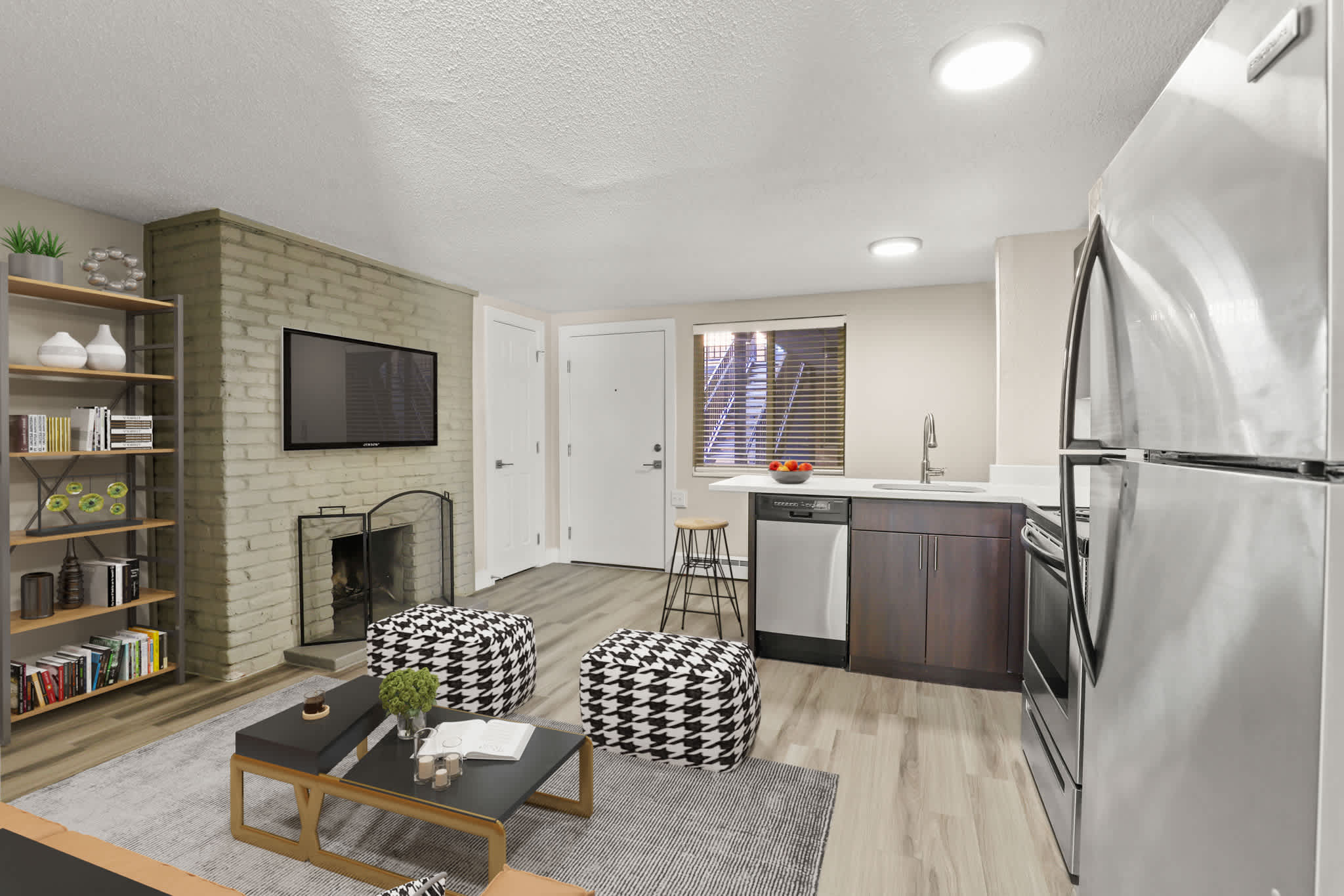 137 South Penn – photo 2