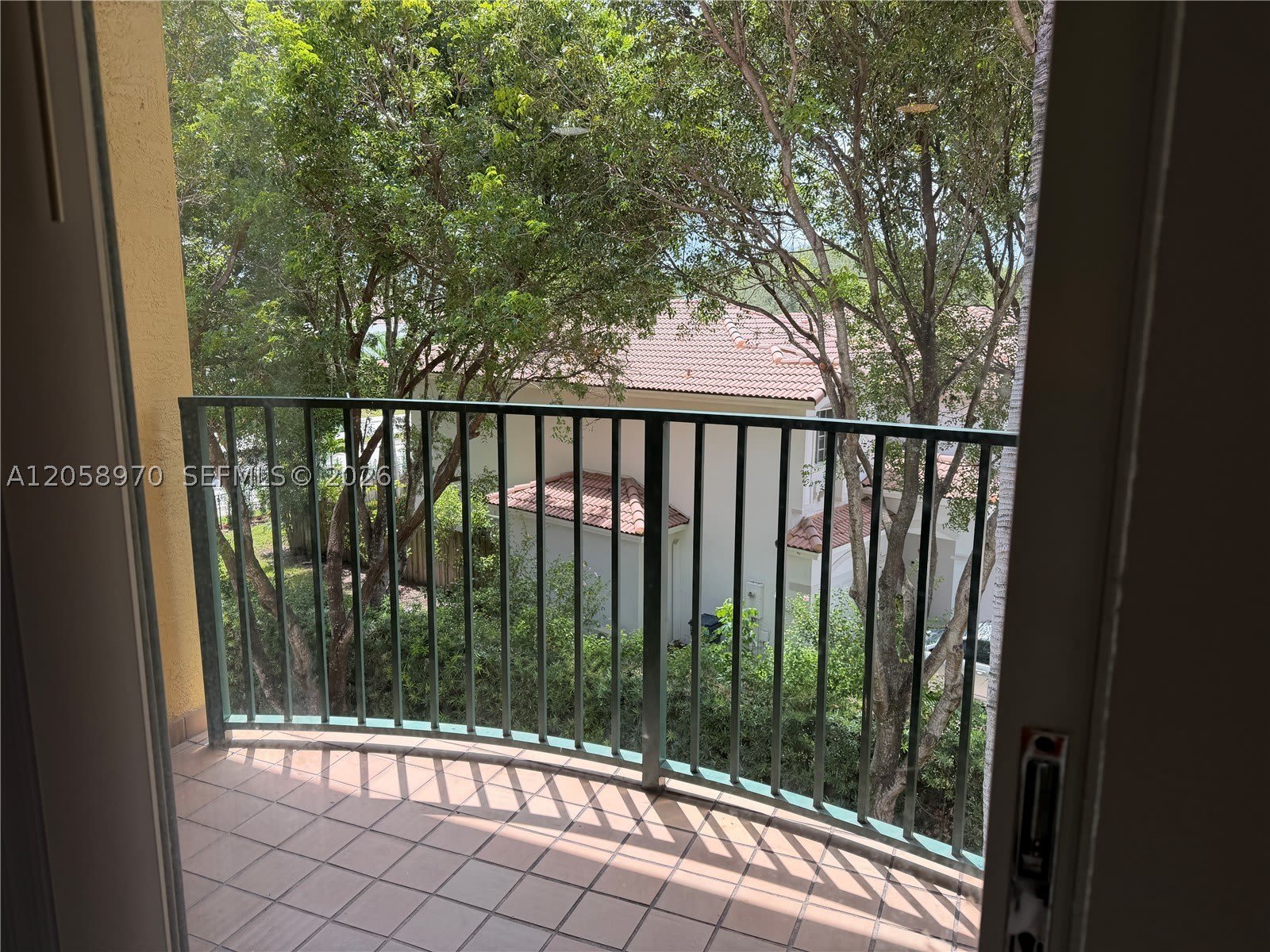 7200 Nw 114Th Ave – photo 3