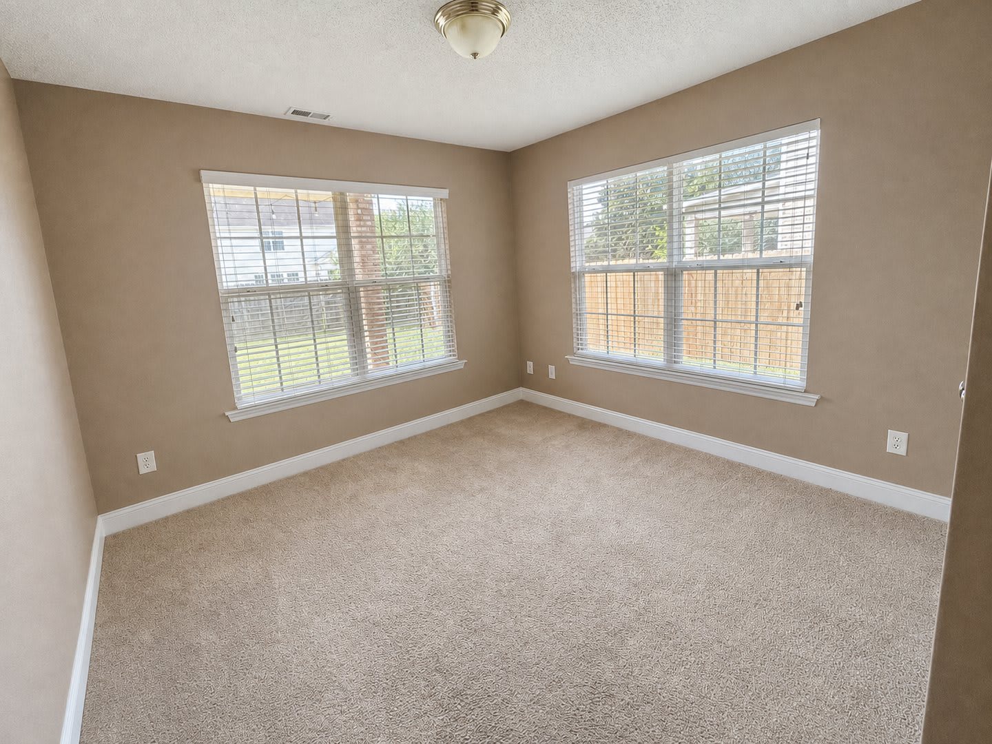 Spacious Huntsville Home with Flexible Living Space – photo 4