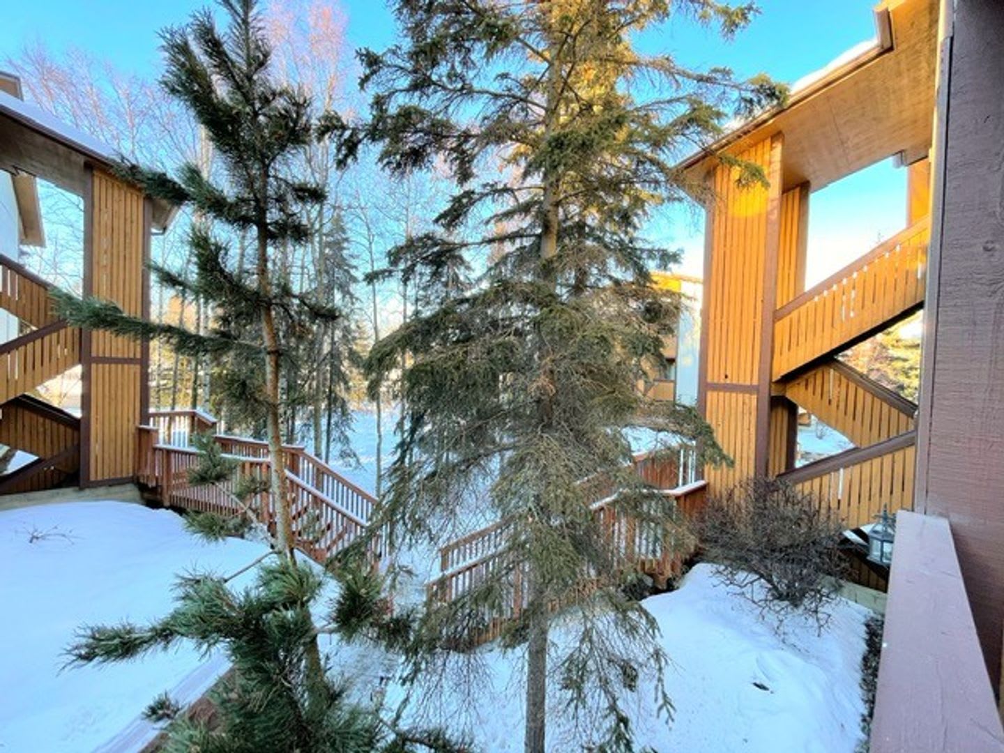 Beautiful Two Bedroom Condo in South Anchorage – photo 3