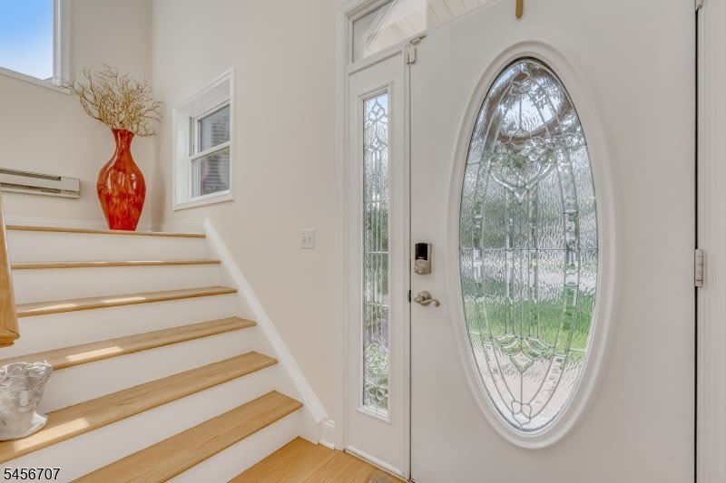 1202 Whitney – photo 3