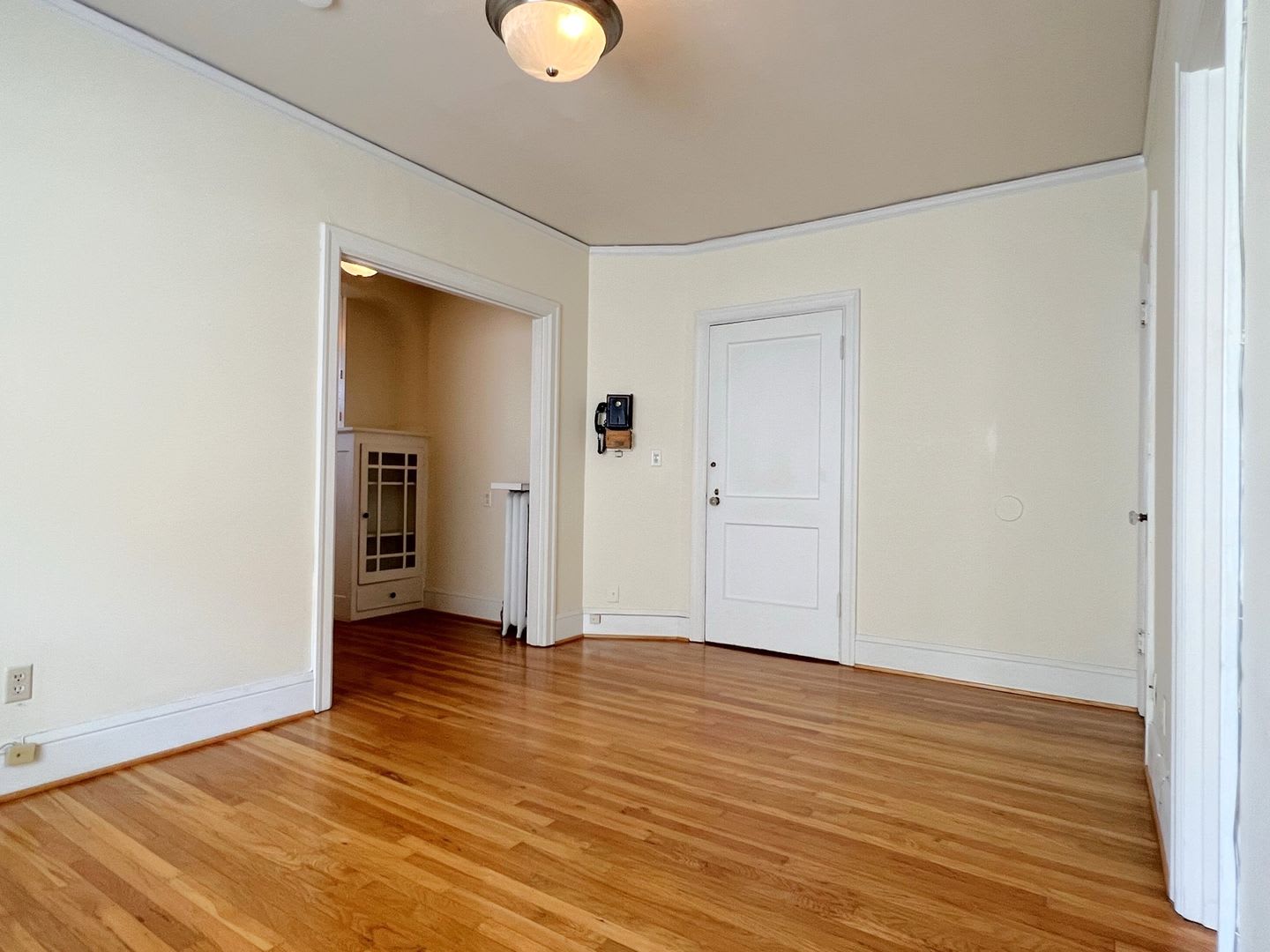 Northrup Apartments – photo 2