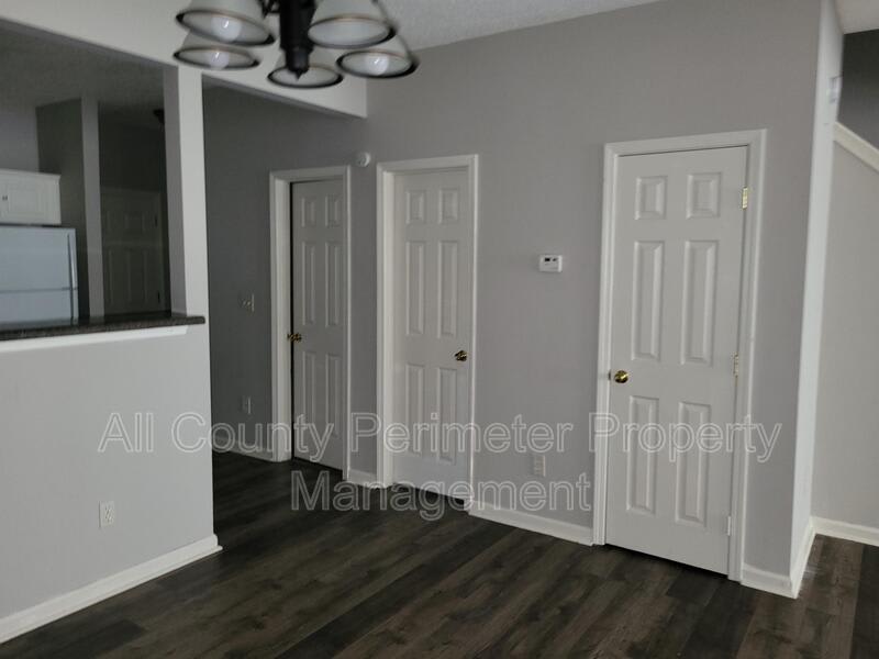 7620 Creekside Lane – photo 4