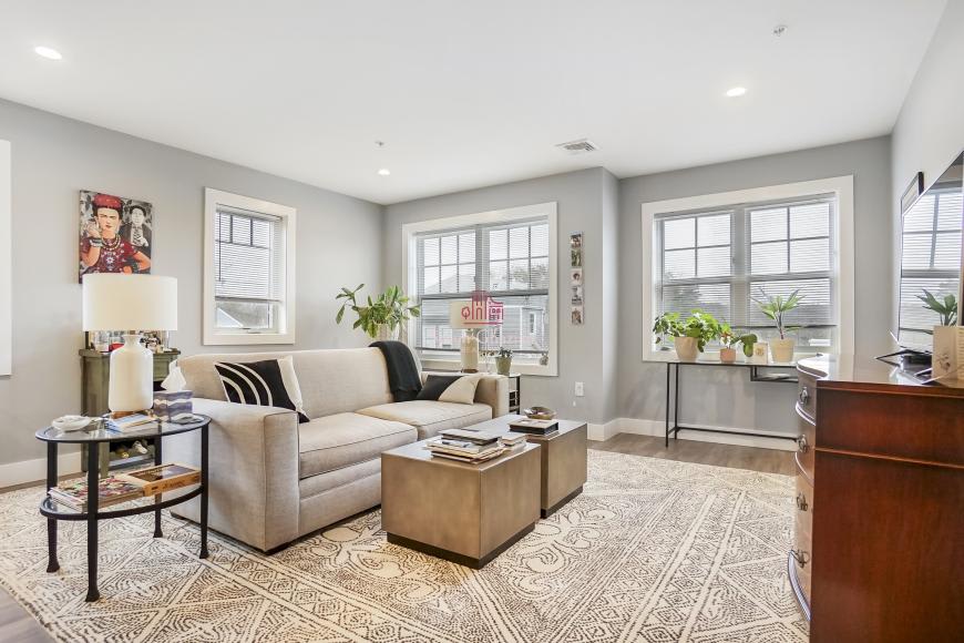 245 Bussey St. – photo 4
