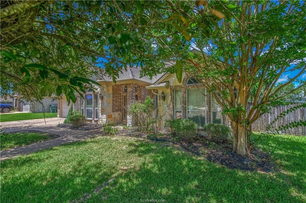2703 Colony Glen Drive – photo 2