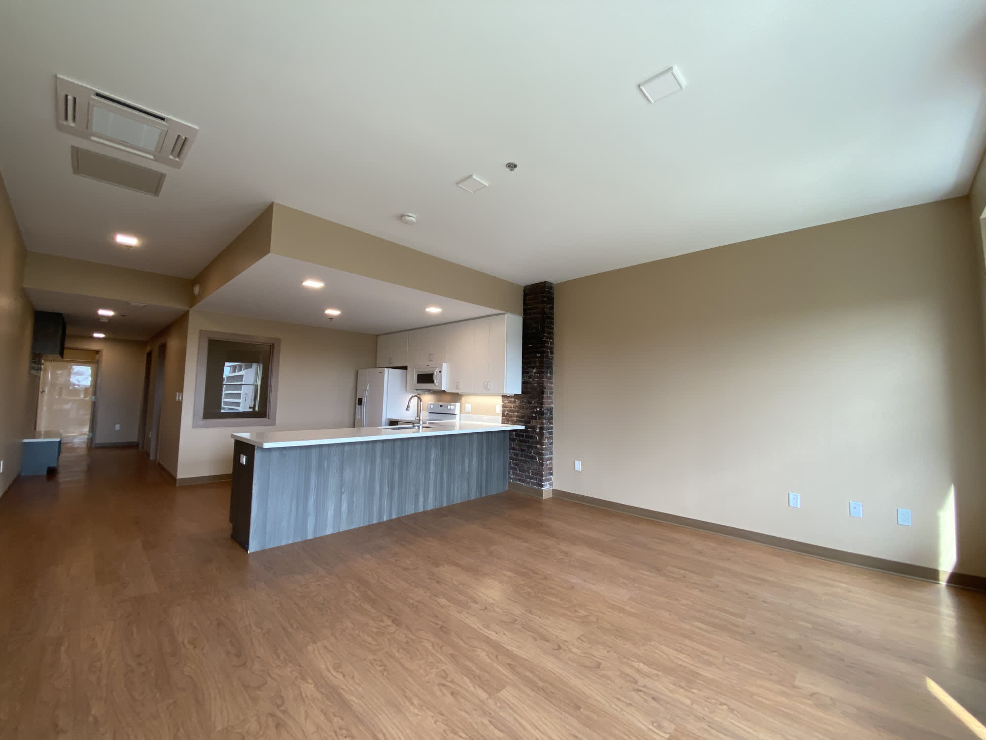 Red Oak at 83 Hanover Street – photo 2