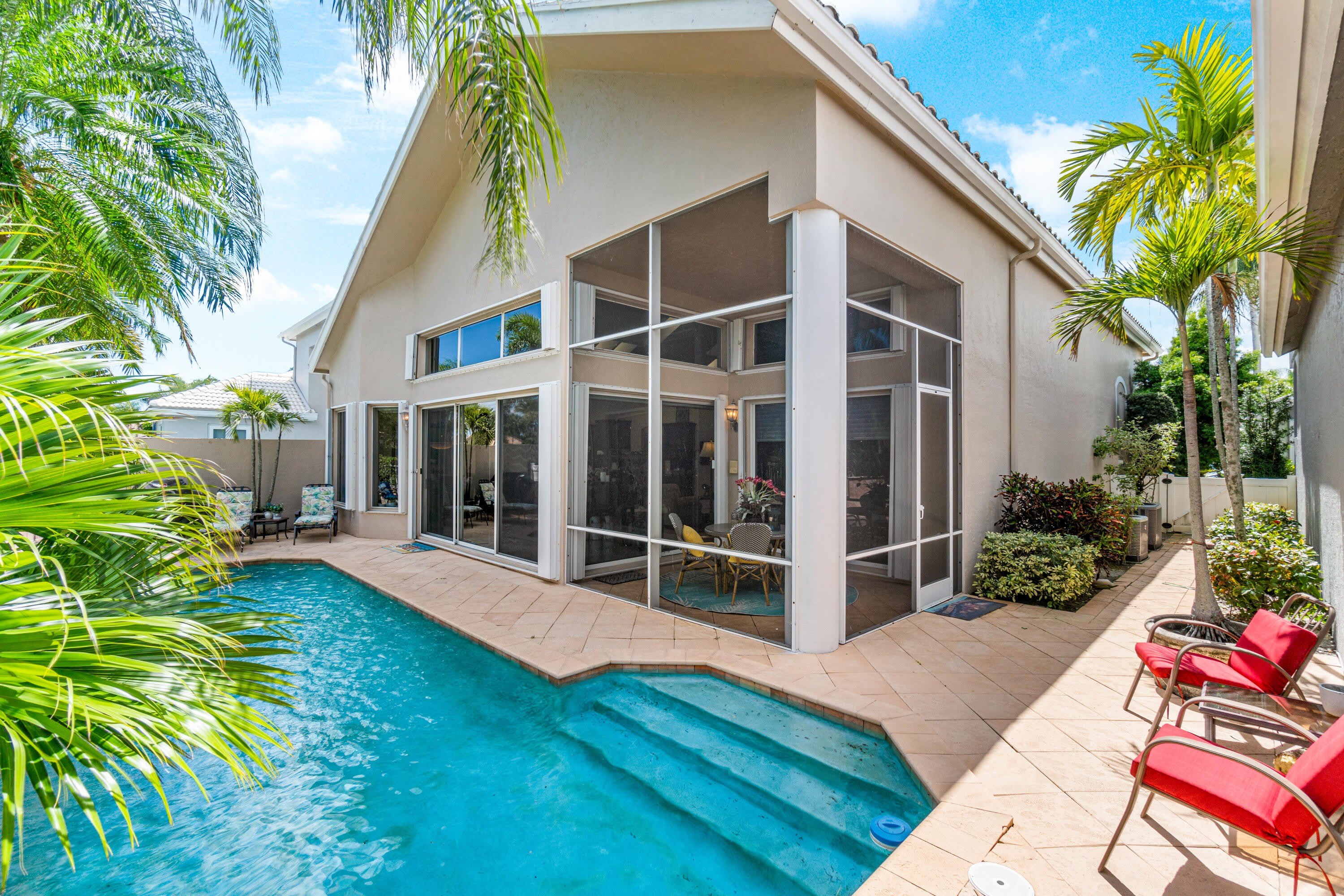 16850 Colchester Court – photo 1