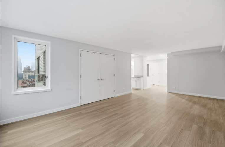 162 E 66th St – photo 3