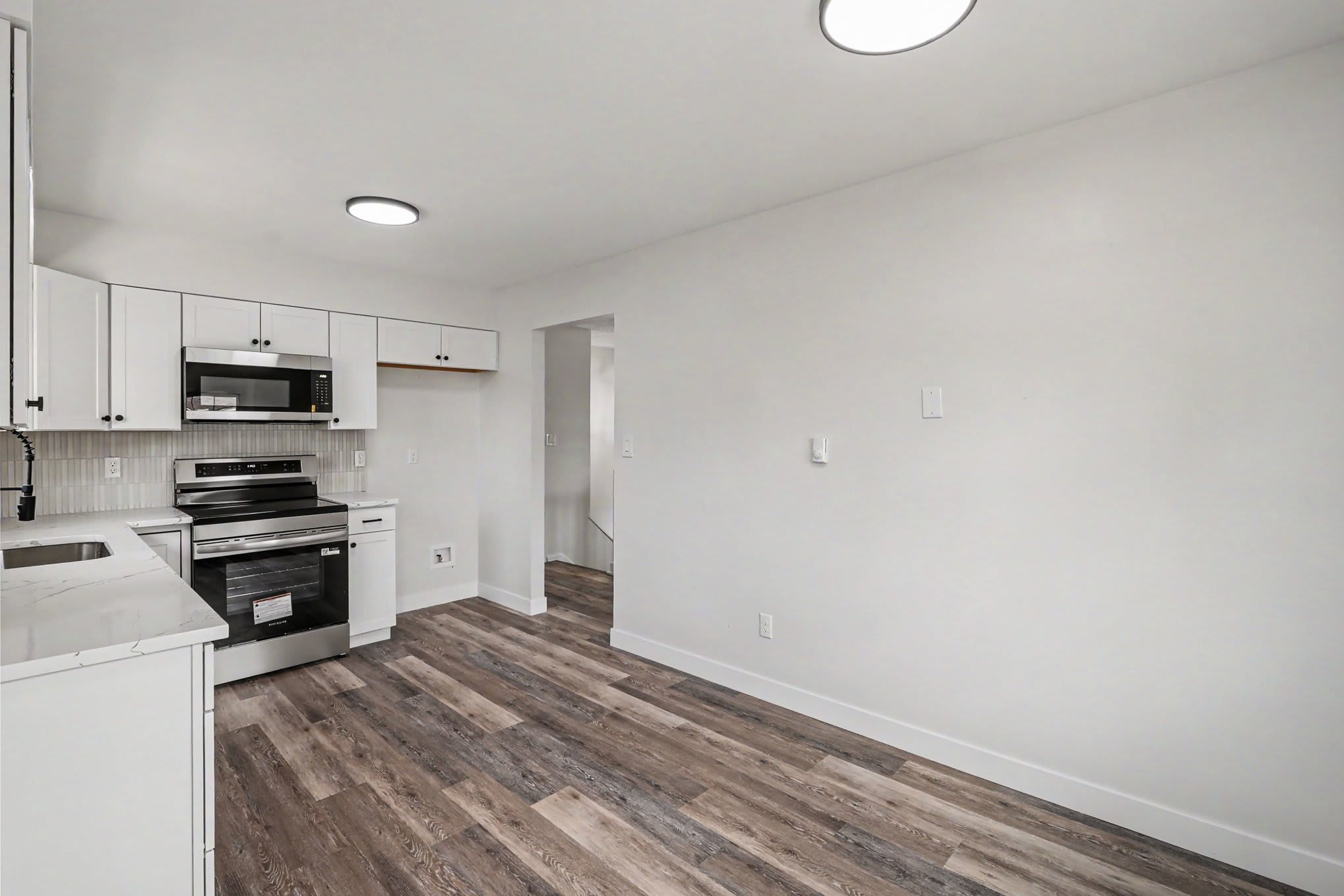 8204 Hallett Court – photo 5