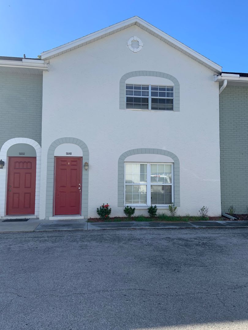 2/1.5 Townhome in Downtown New Port Richey – photo 1