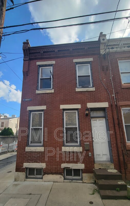 306 Cambridge St – photo 1