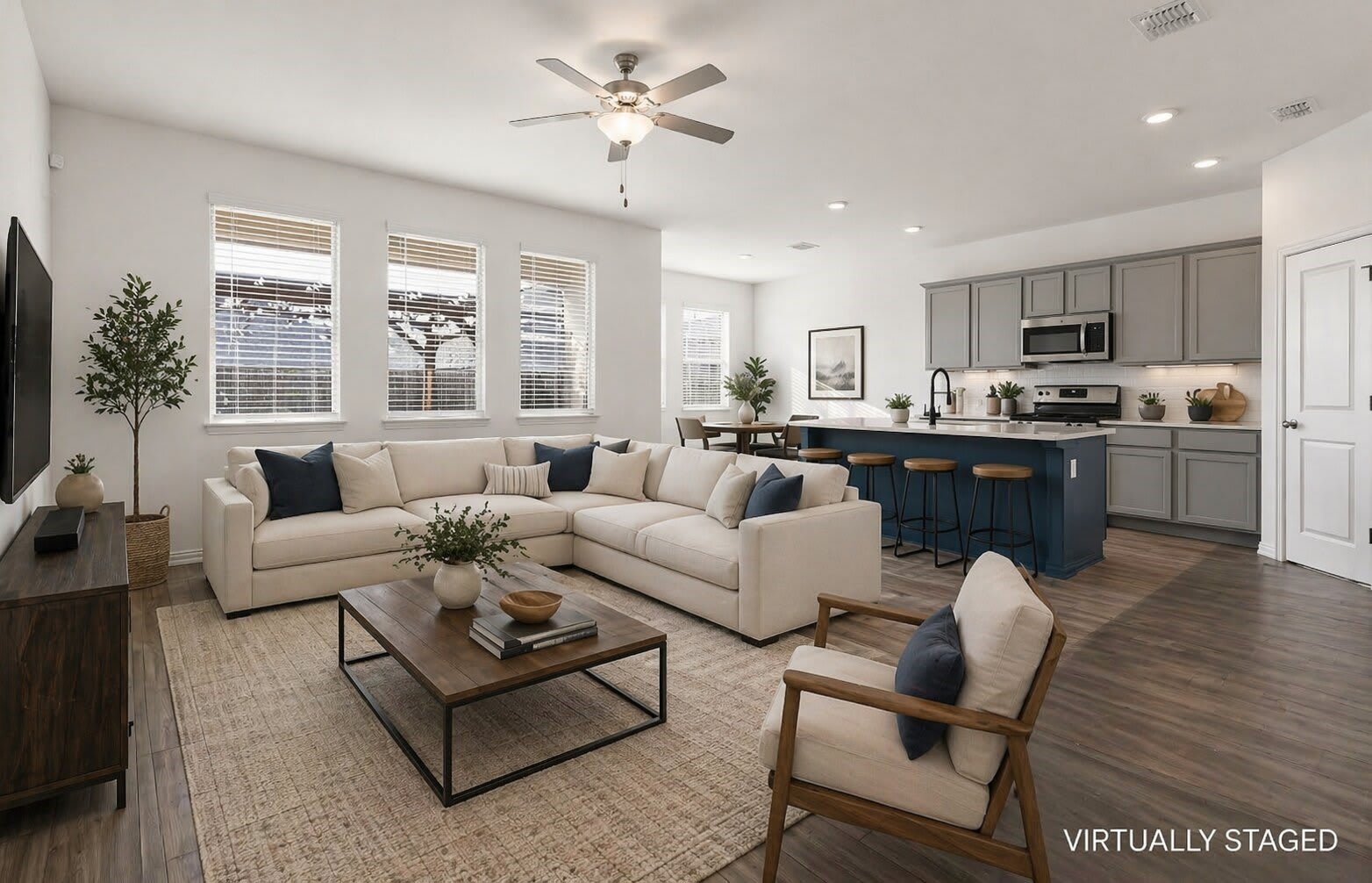 835 Sitwell Drive – photo 4