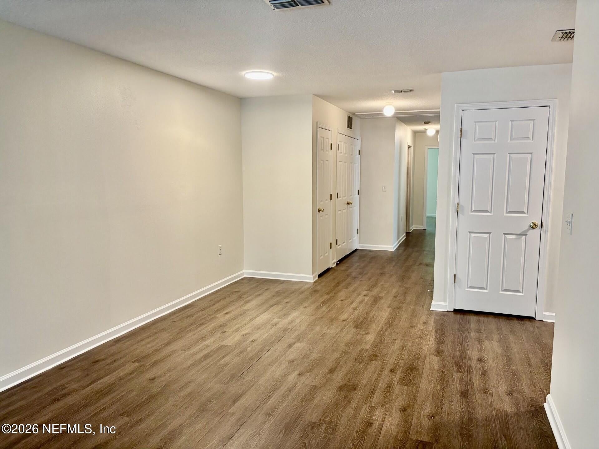 8173 WOODS Avenue – photo 4