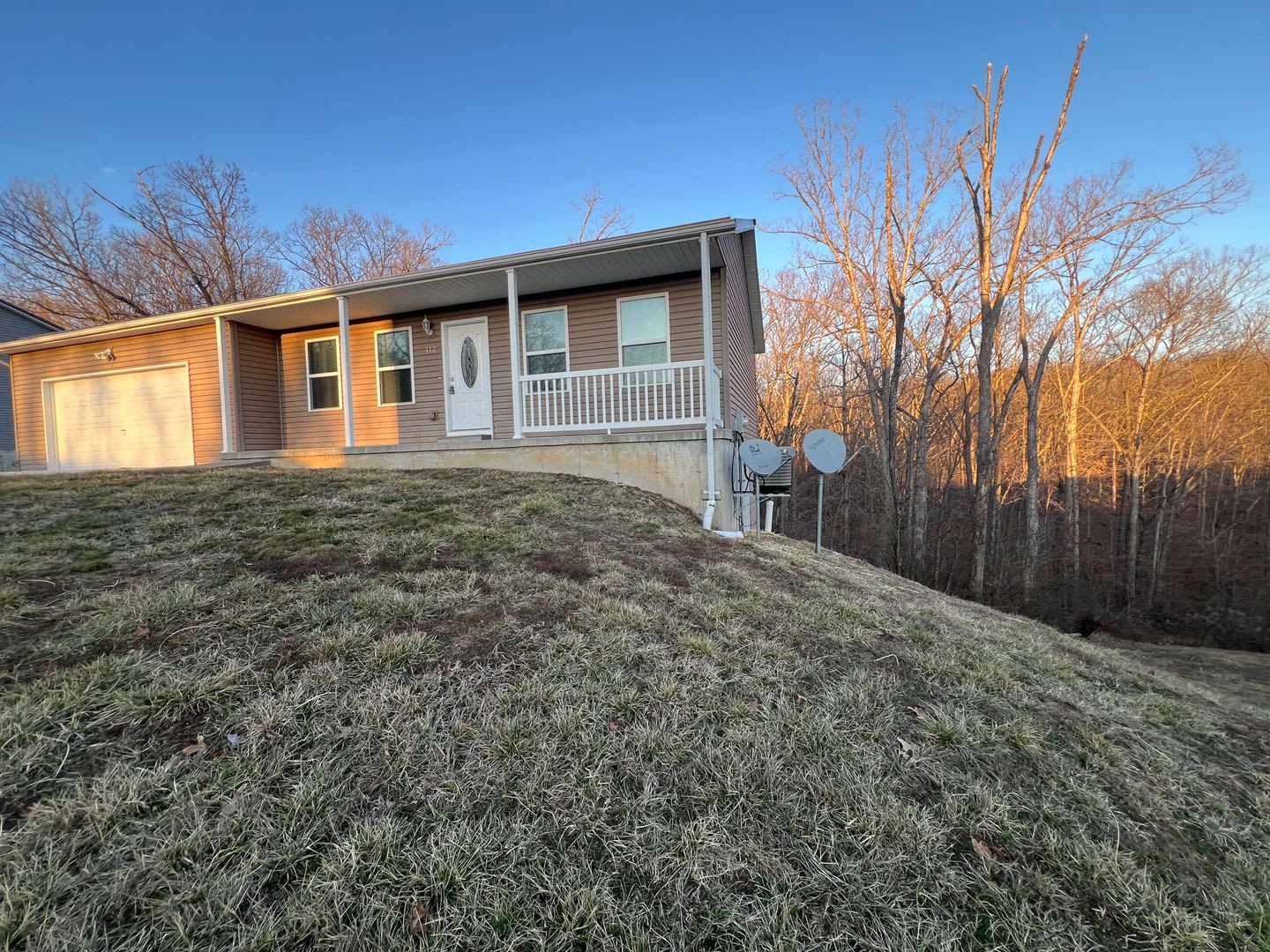 3 Bedroom 2 bath 2 car garage house – photo 2