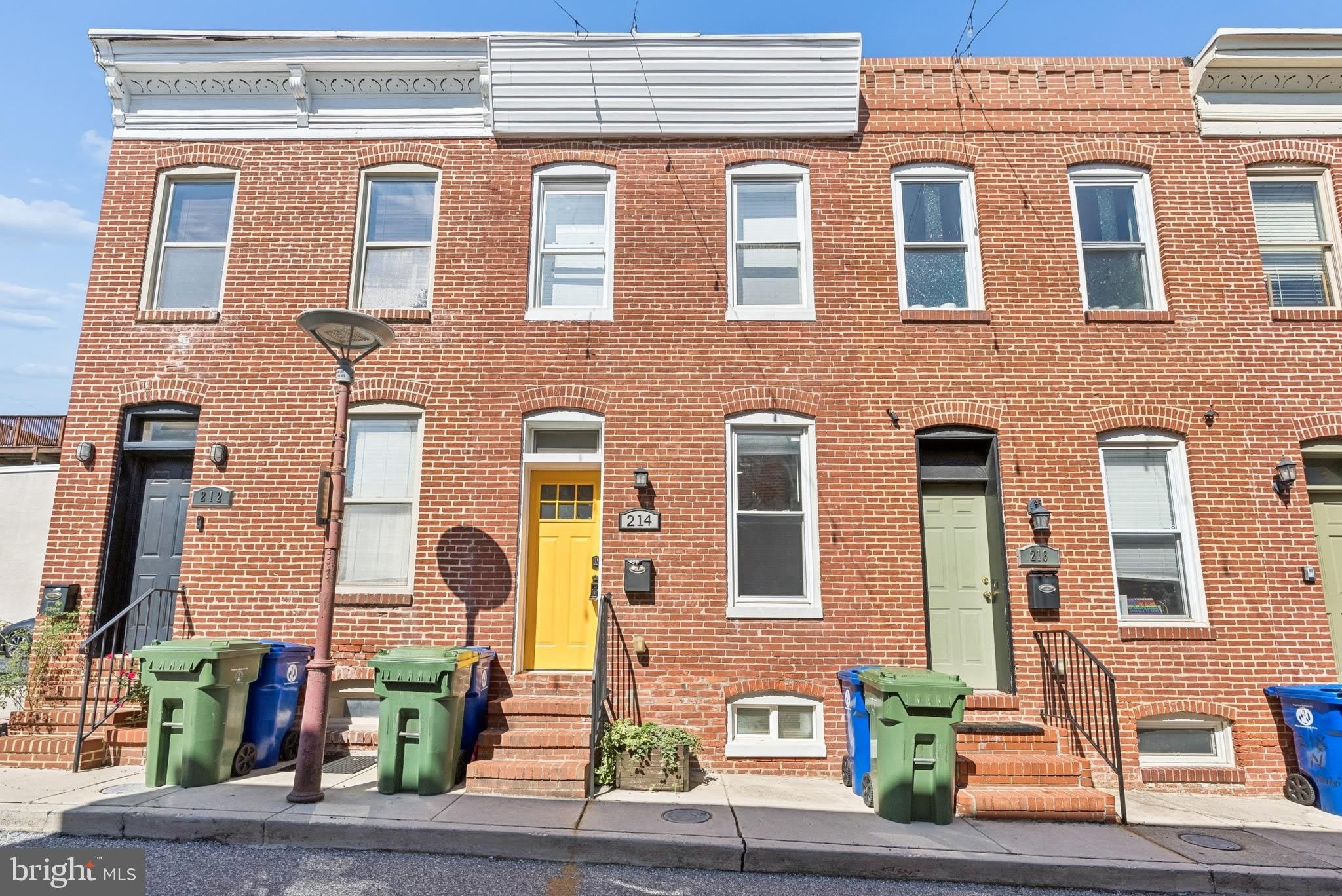 214 N MADEIRA Street – photo 1