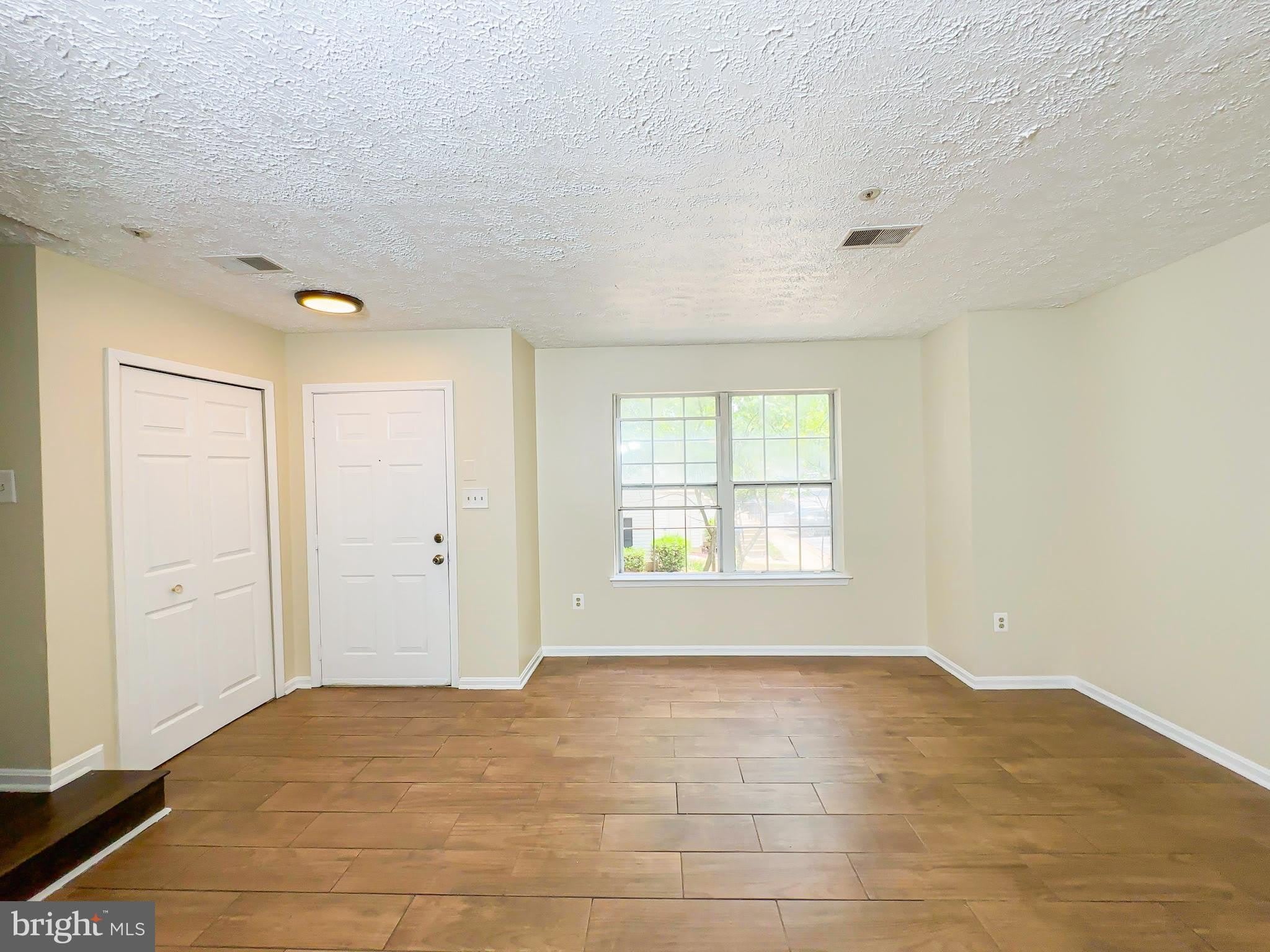 7218 MAHOGANY – photo 3