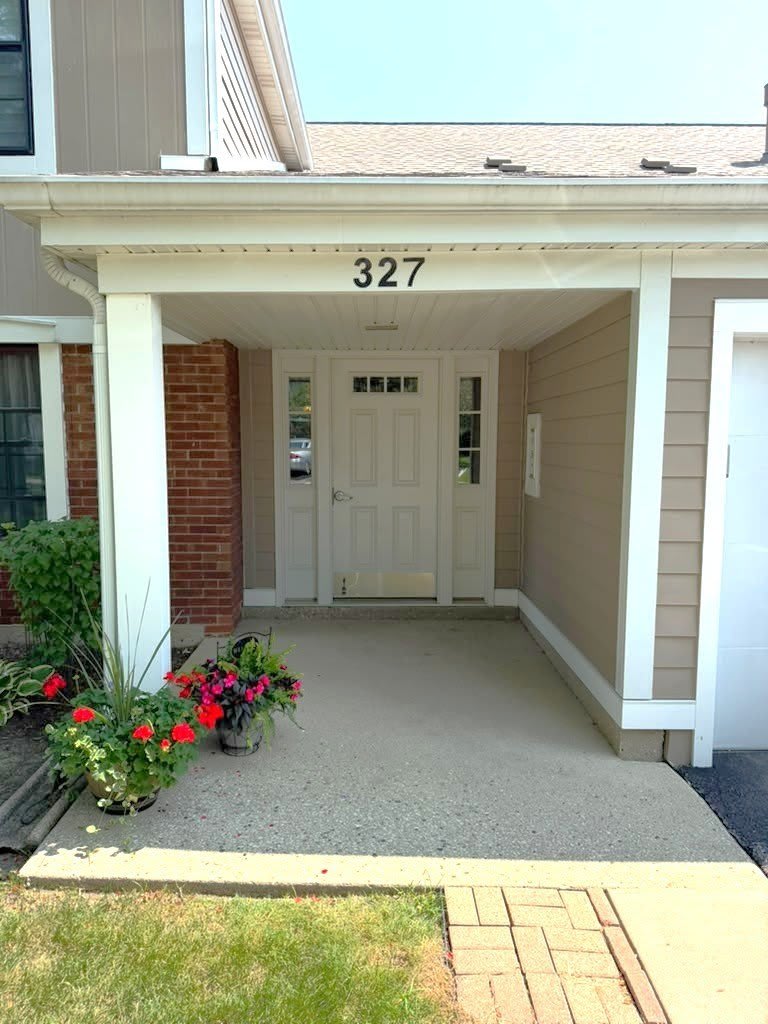 327 WILDBERRY Court – photo 2