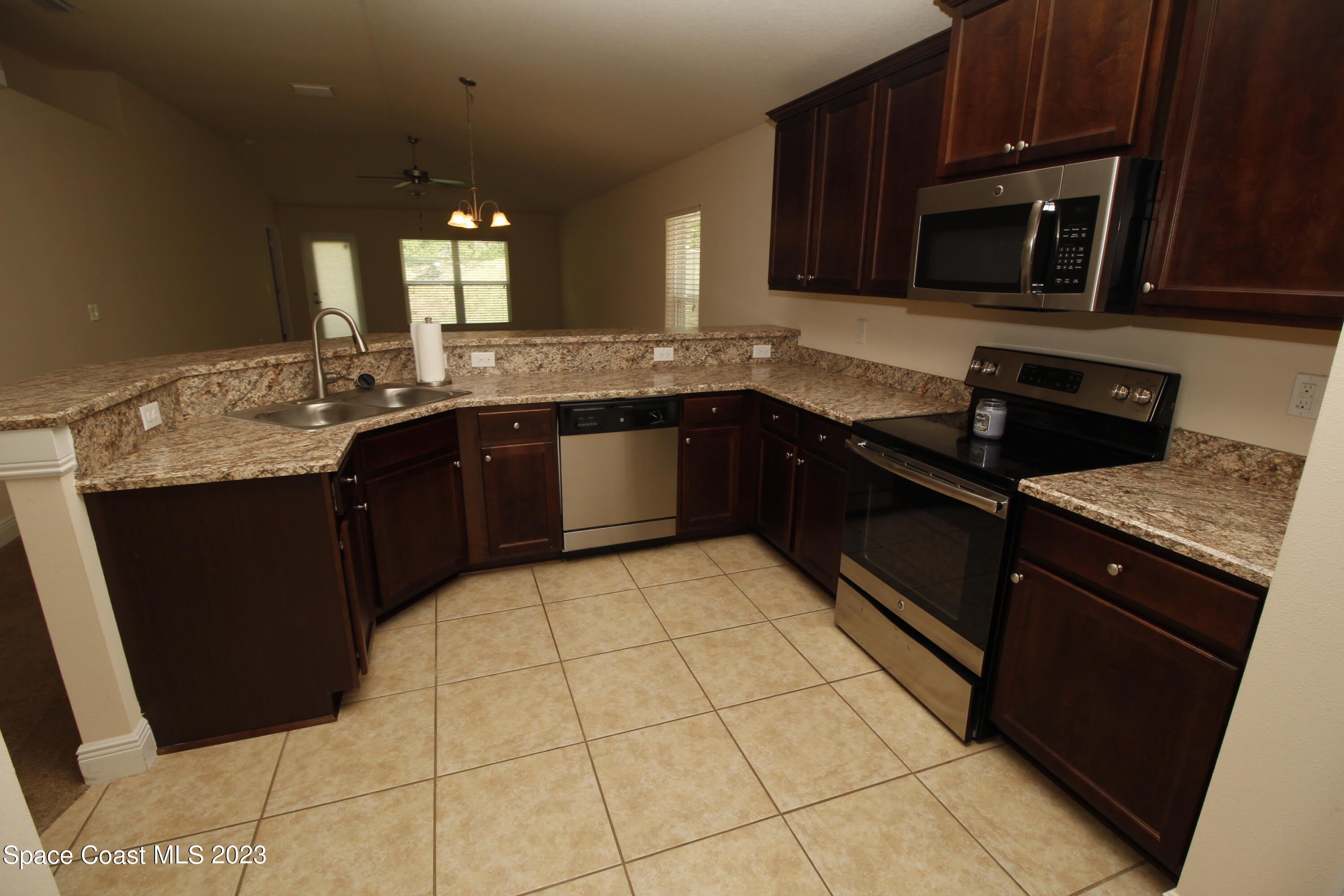 1034 Breakaway Trail – photo 4