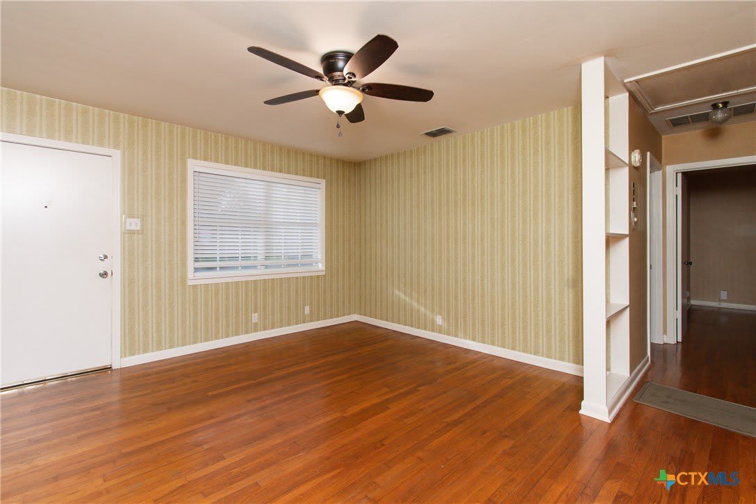 4510 Russell Drive – photo 4
