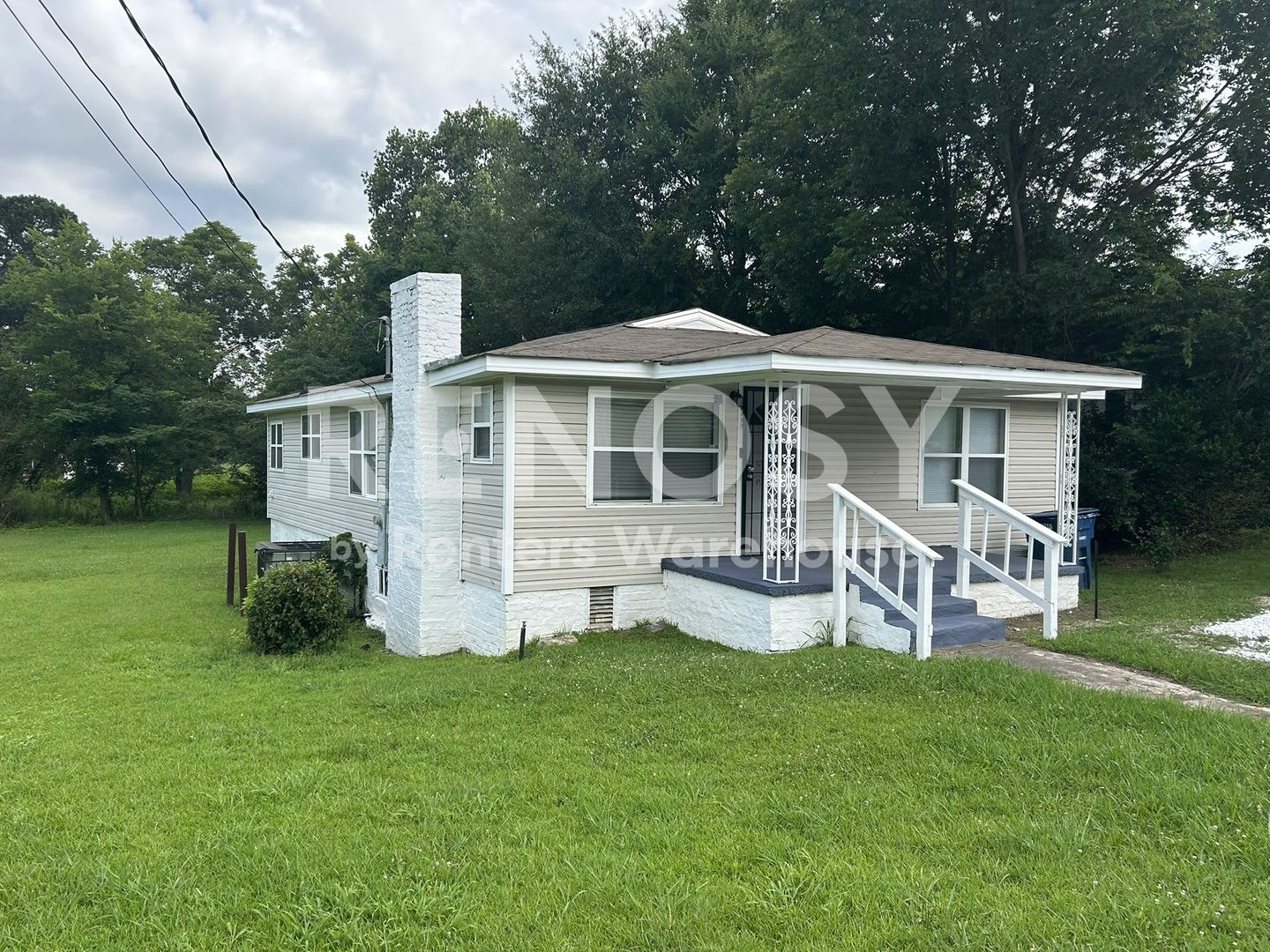 Charming 3 bedroom 1 bath home – photo 2