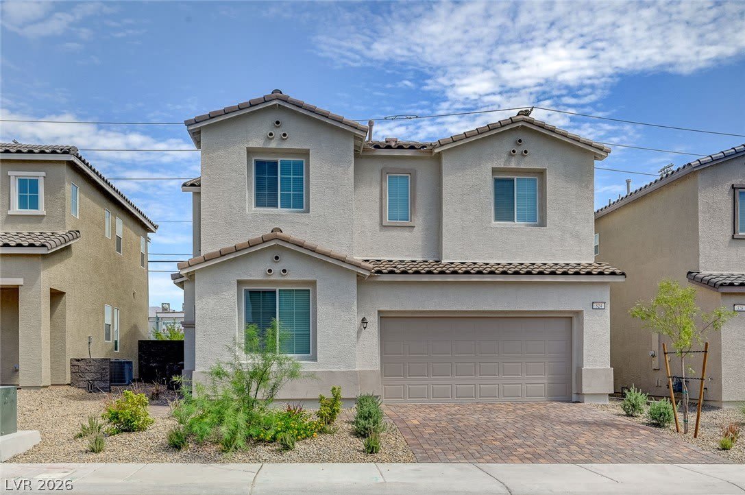 324 Lupton Avenue – photo 1