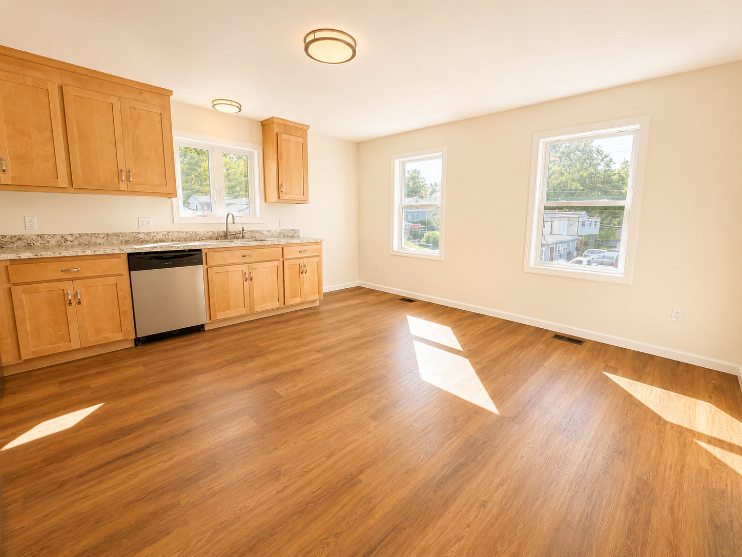 203 Lebanon Avenue – photo 2