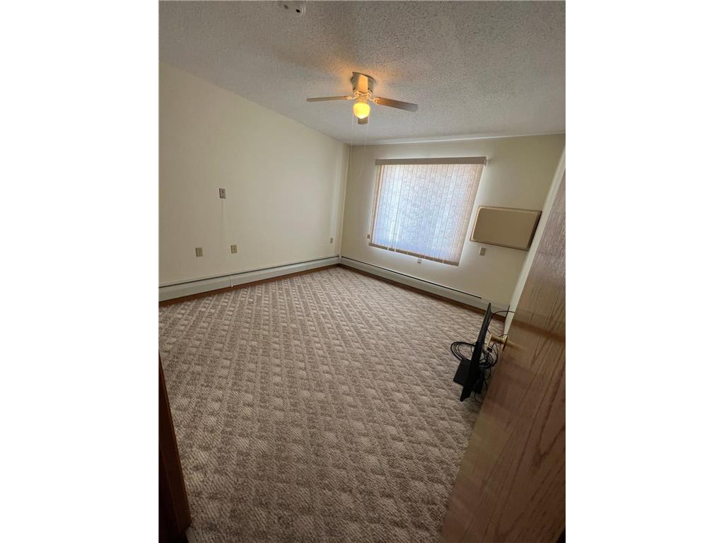 1000 1st Street Southeast – photo 3