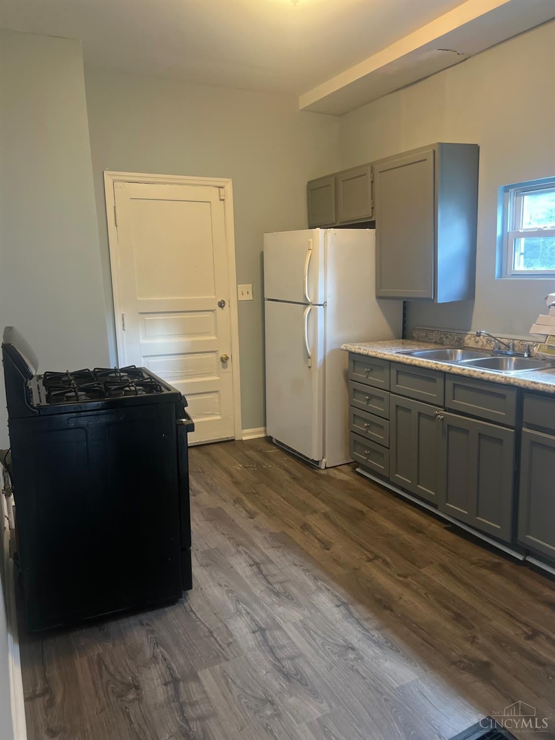 737 Wells Street – photo 3