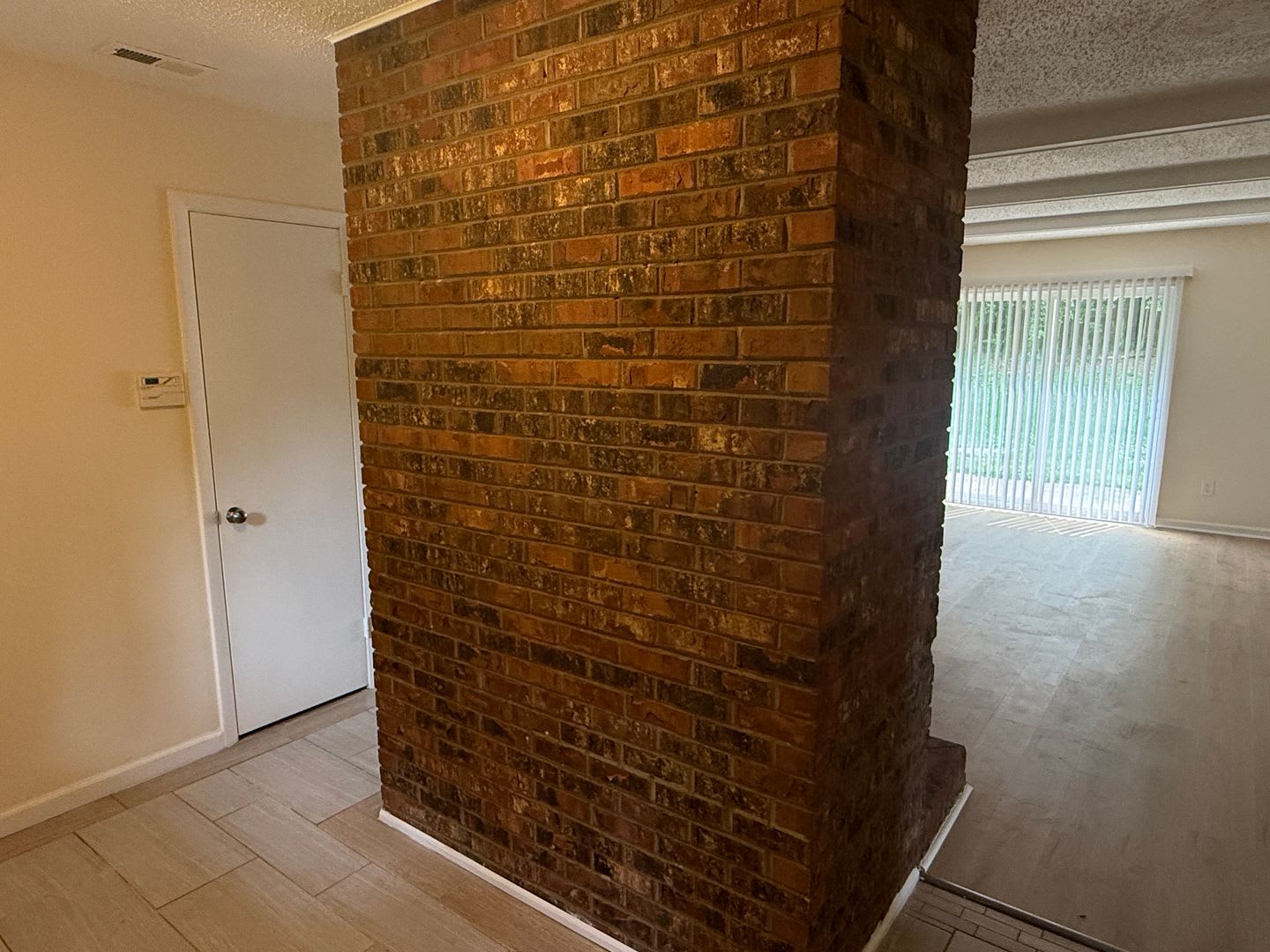 6341 Round Hill Road – photo 2