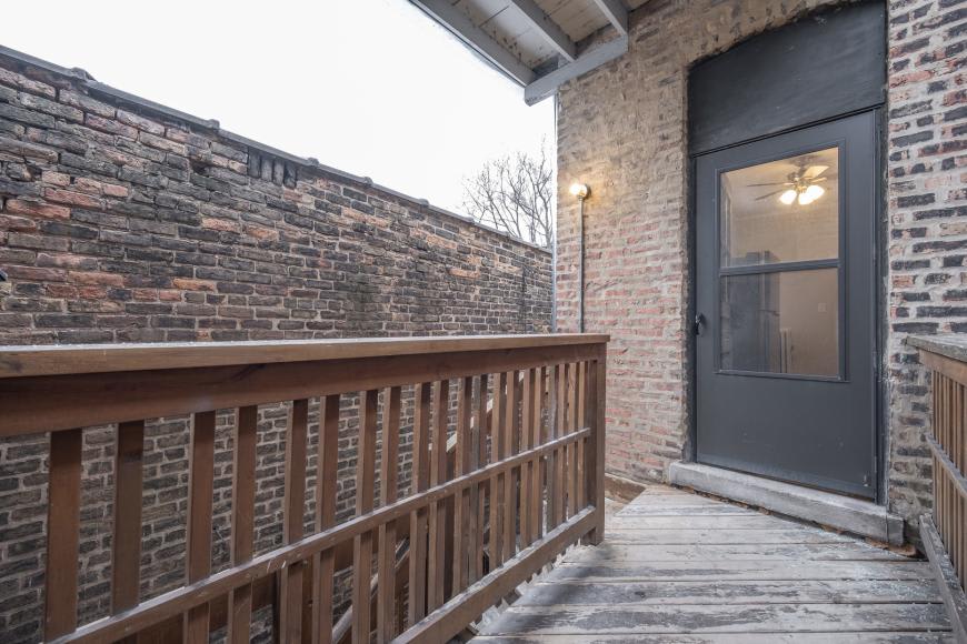 630 West Surf St – photo 5