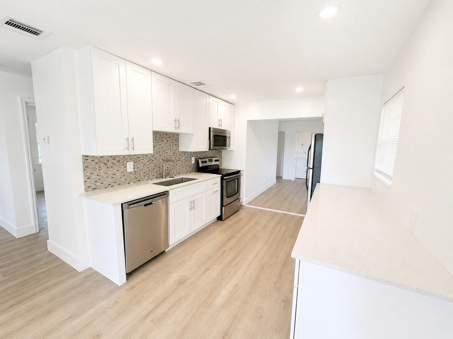 913 N 18th Street – photo 2