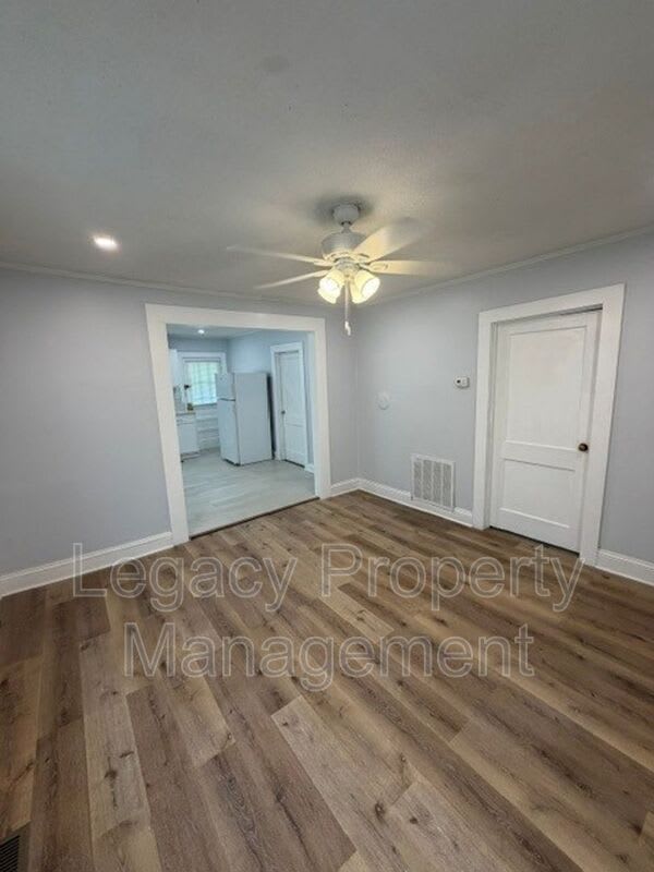 1817 Wood Avenue – photo 2