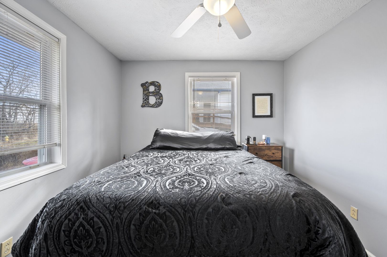 Newly Renovated Home in Clarksville – photo 3