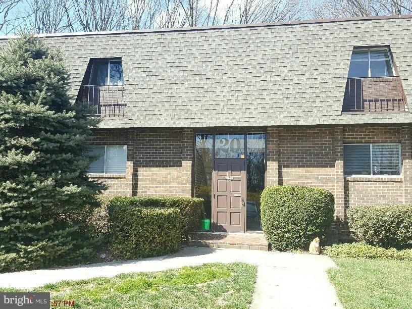 11620 VANTAGE HILL Road – photo 1