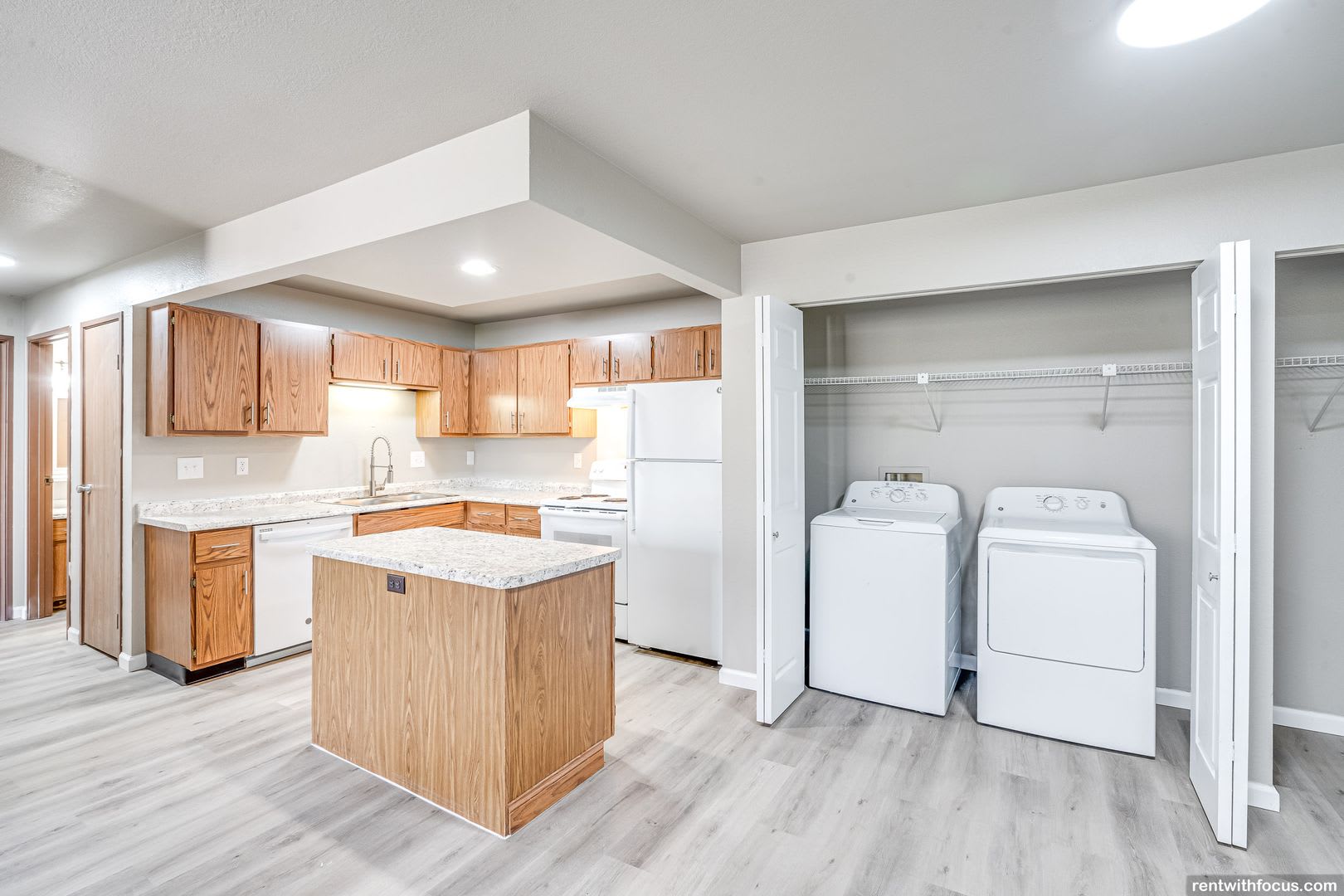 Nova Townhomes – photo 5