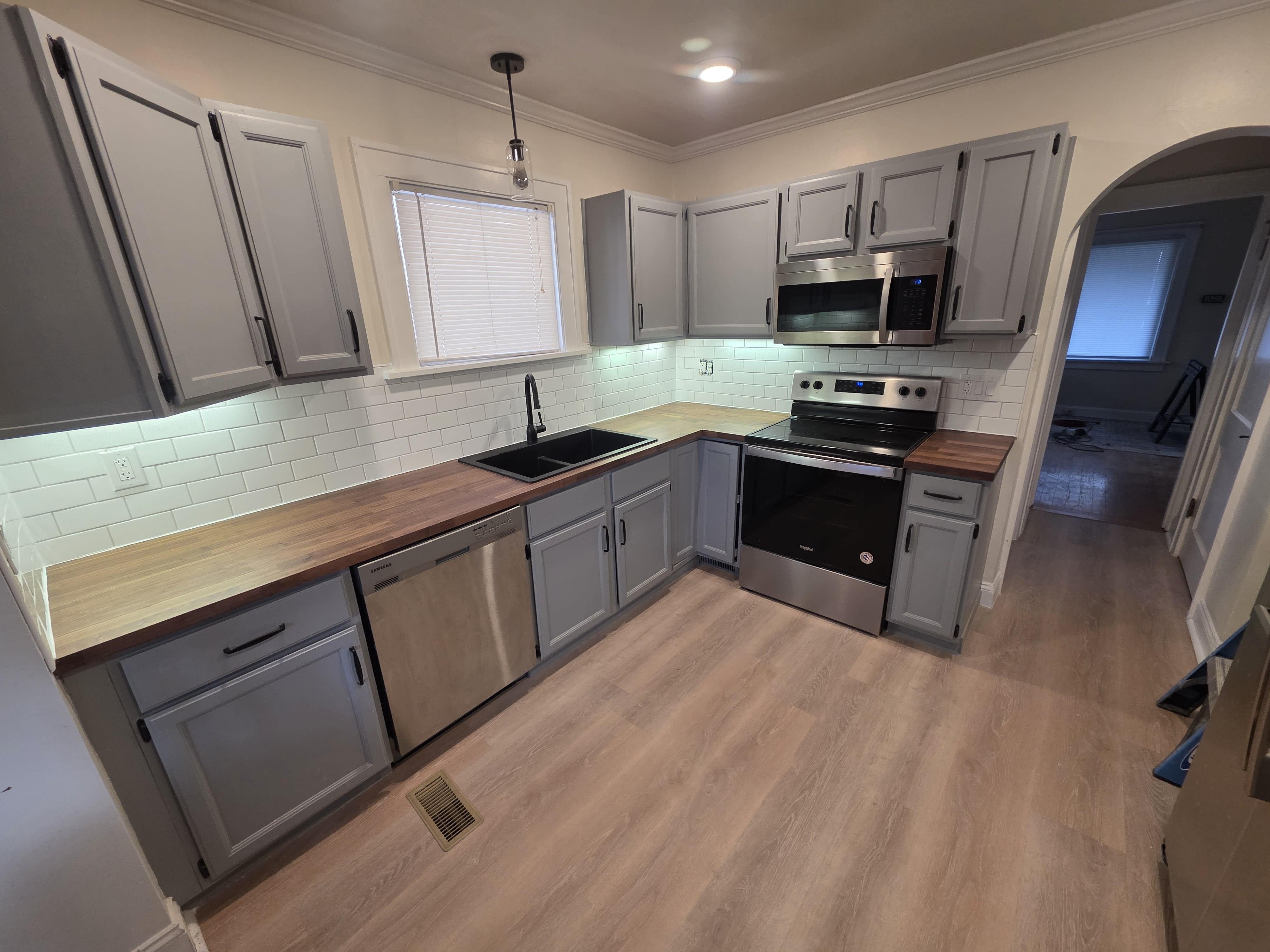 6731 Lansdowne Avenue – photo 4