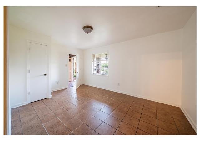 1422 Carrollton Avenue – photo 3