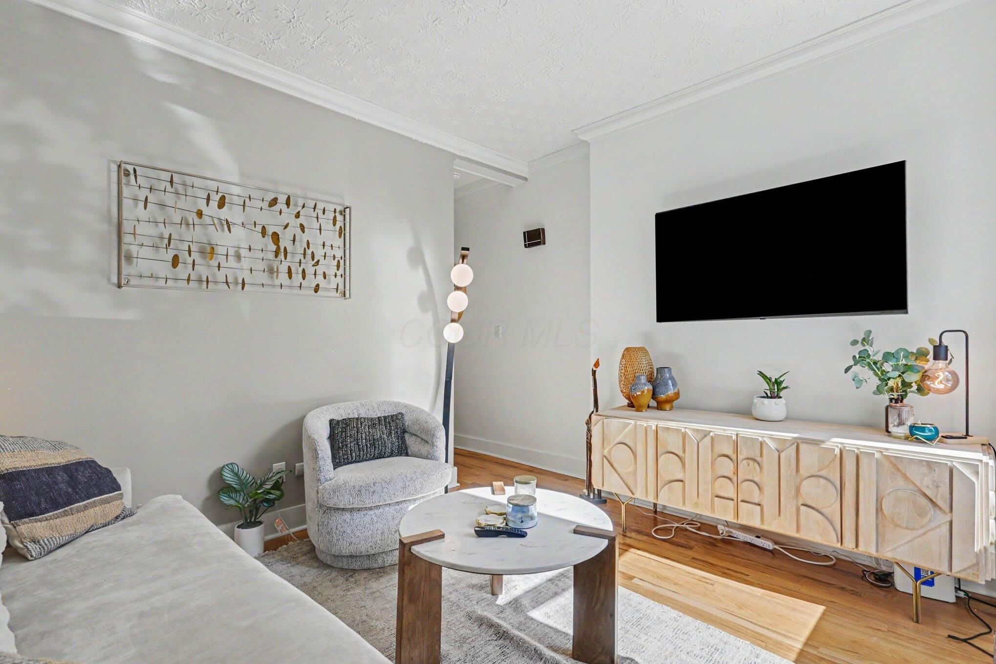 982 Highland Street – photo 5