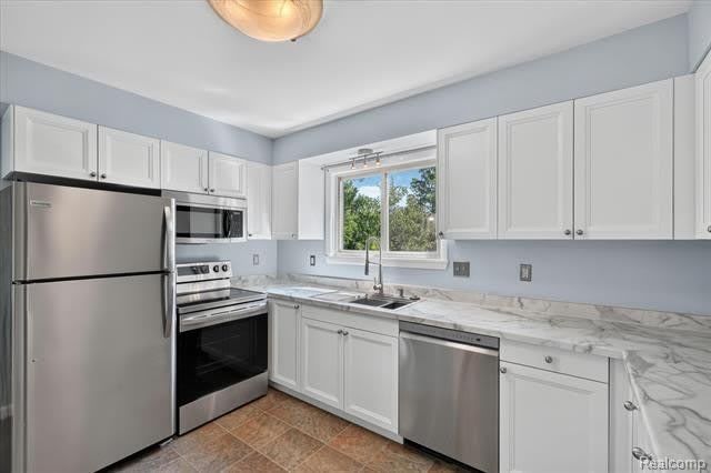 2370 Norton Road – photo 5